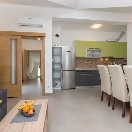 One-bedroom In *